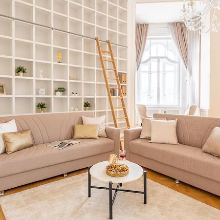 Matilda Luxury Suite Apartment Budapest Exterior photo