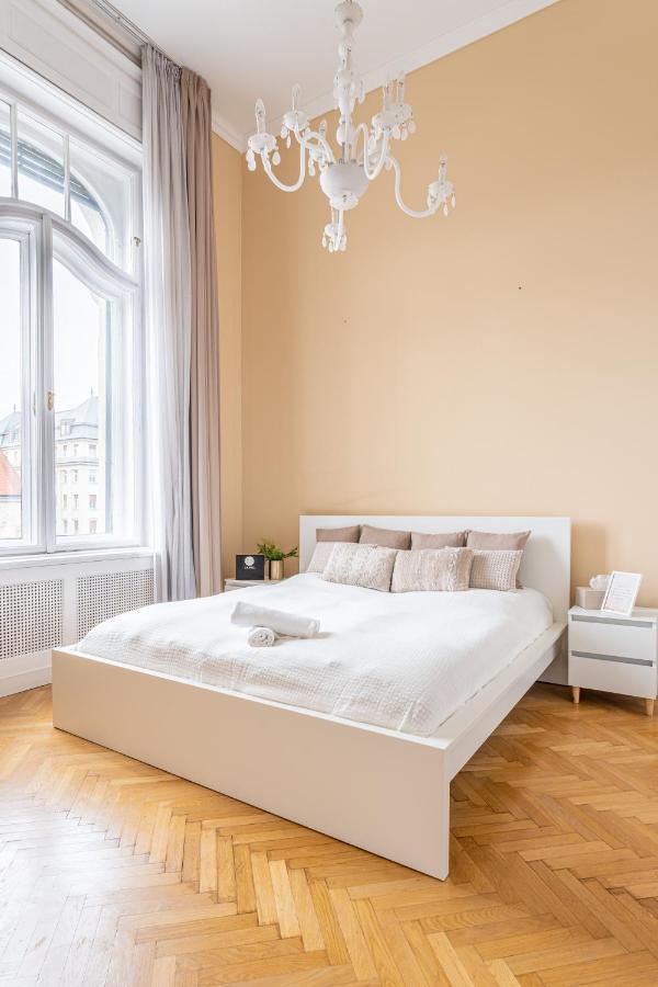 Matilda Luxury Suite Apartment Budapest Exterior photo